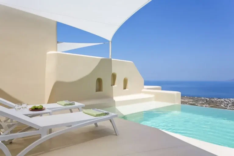 Santorin Hotel 5* avec jacuzzi privatif ou piscine privée